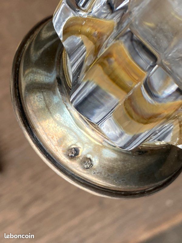 Très joli Vase Soliflore en argent et cristal