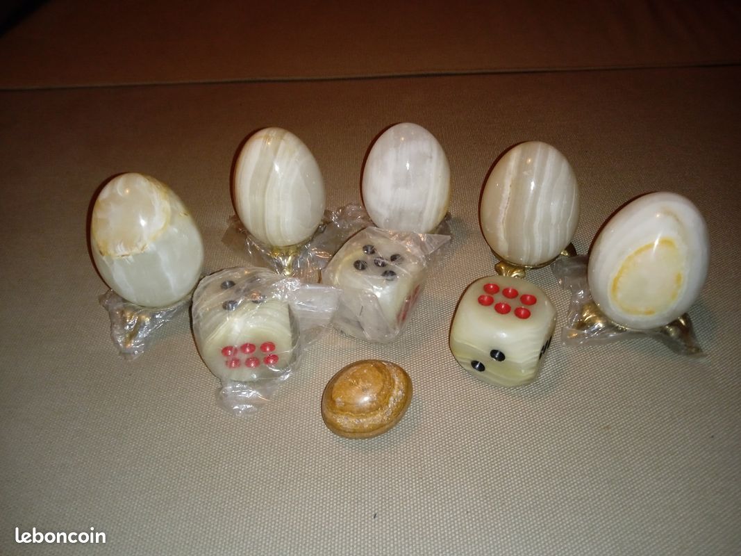 Lot d objet en marbre pour petit Pierre