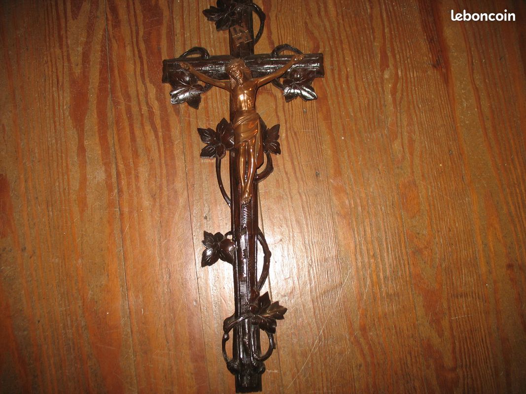 Croix religieux