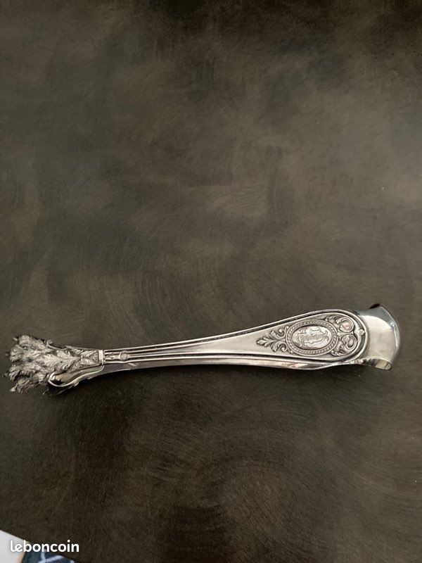Pince à sucre en argent