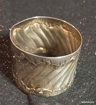 Rond de serviette argent Orfèvre Jules Monney