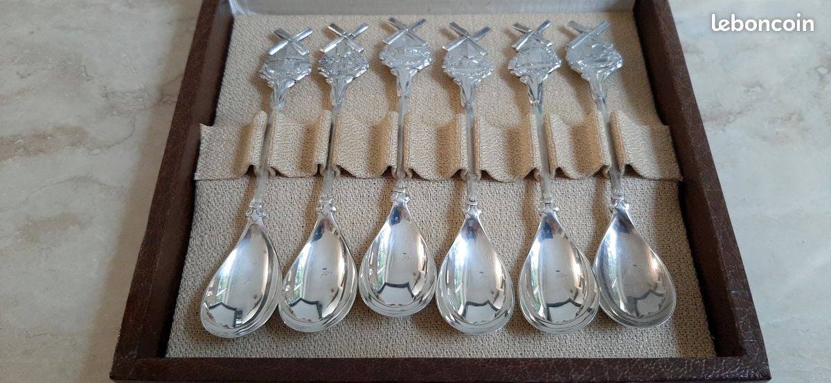 6 cuillères à café en argent massif