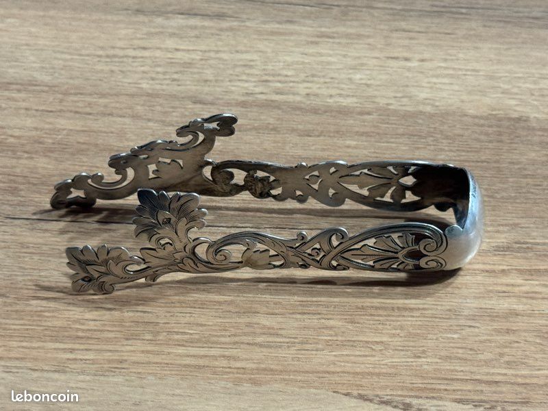 Pince en argent massif
