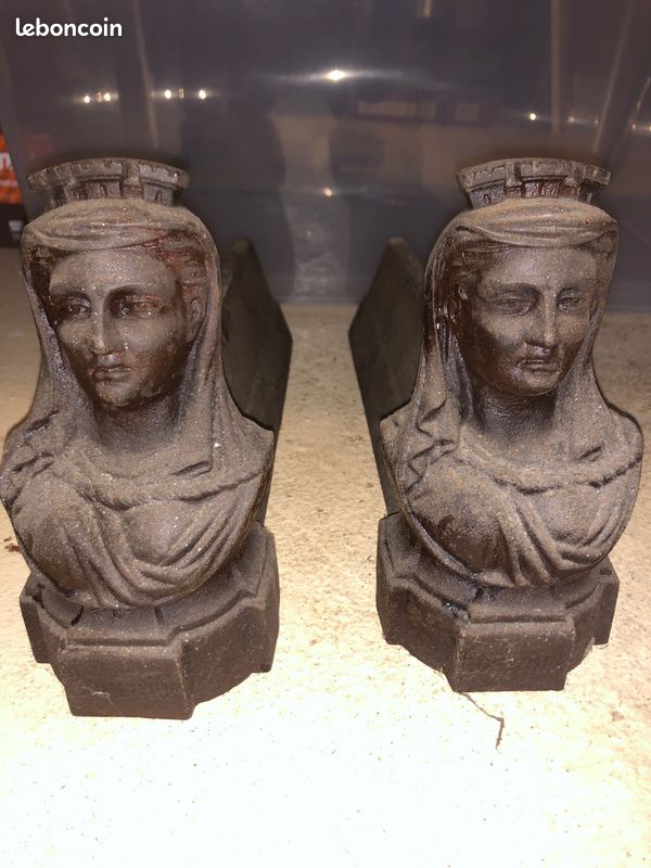 Chenets en fonte tête de femme "Lorraine"