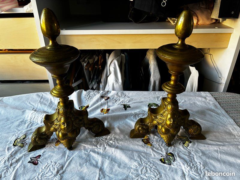 Paire de chenets style Louis XV