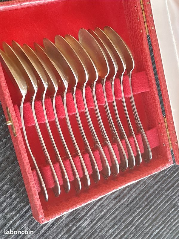 Cuillers à moka vermeil