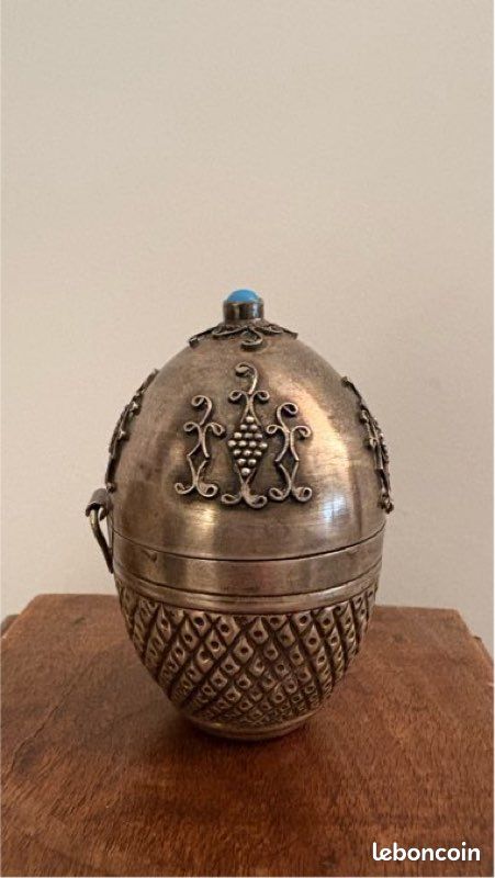 Œuf en argent