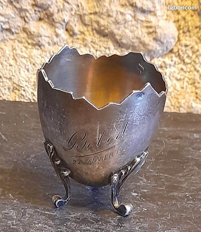 Coquetier ancien argent massif