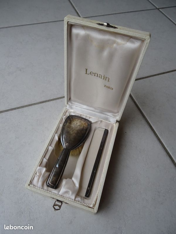 Ancien coffret brosse peigne art déco argent