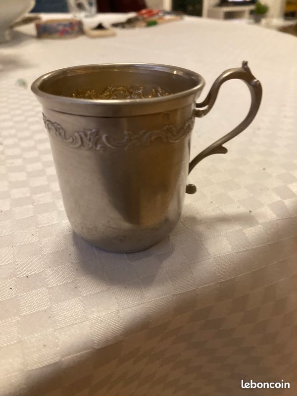 Ancienne tasse en argent-poinçon minerve et sous-tasse en métal argenté