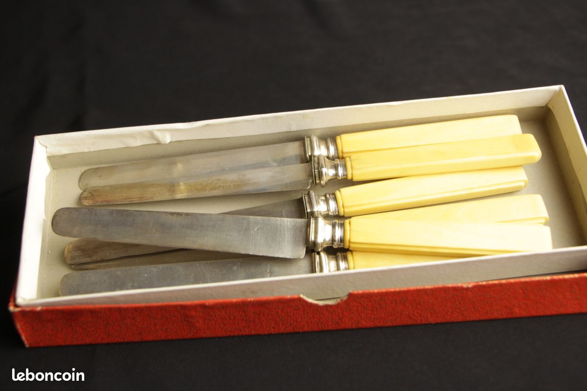 Couteaux à beurre en argent